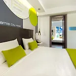 Semiramis فندق 4*