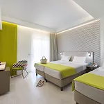 Semiramis Hotell 4*