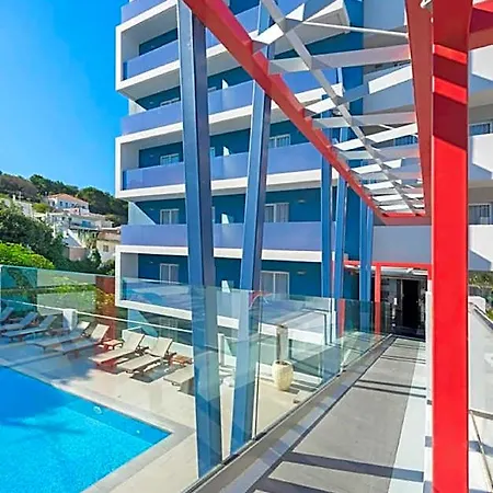 Semiramis Hotel 4*